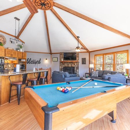Hawks View Gatlinburg Mountain Cabin Bagian luar foto