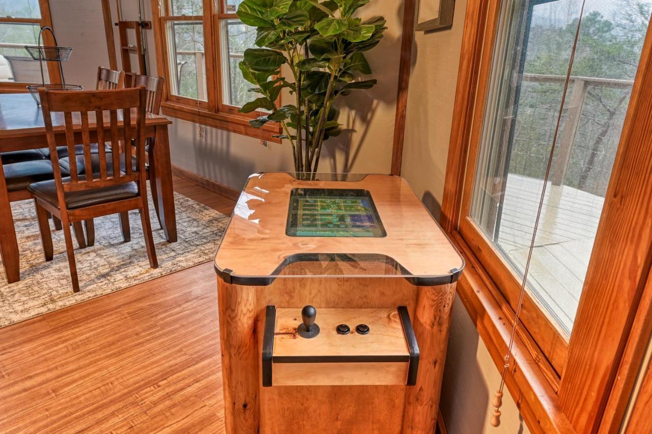 Hawks View Gatlinburg Mountain Cabin Bagian luar foto