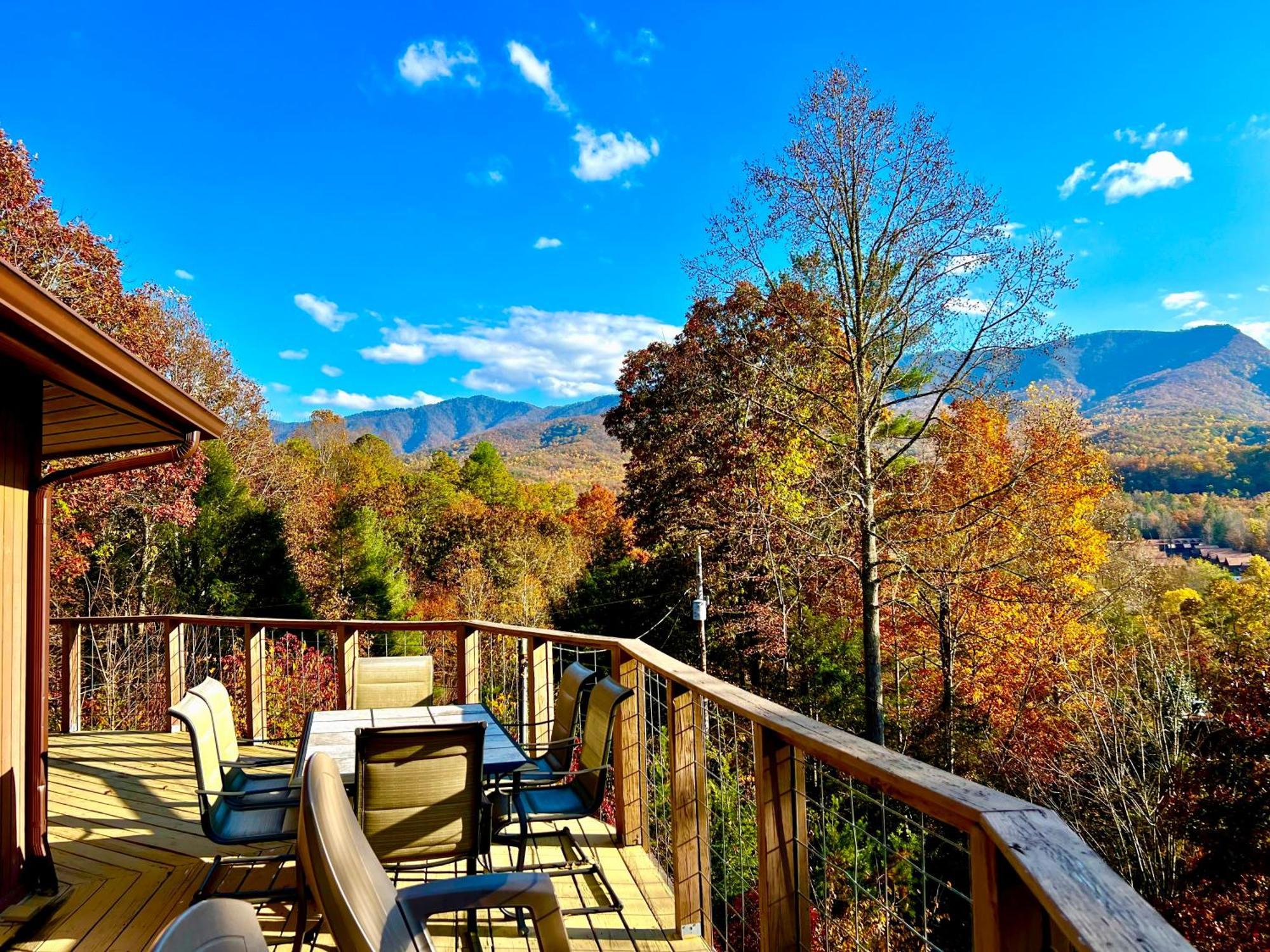 Hawks View Gatlinburg Mountain Cabin Bagian luar foto